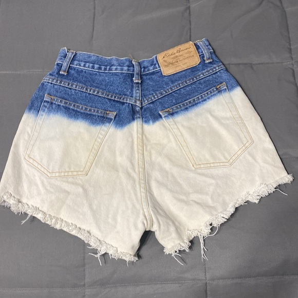 Eddie Bauer shorts. Size 4 - Picture 2 of 4